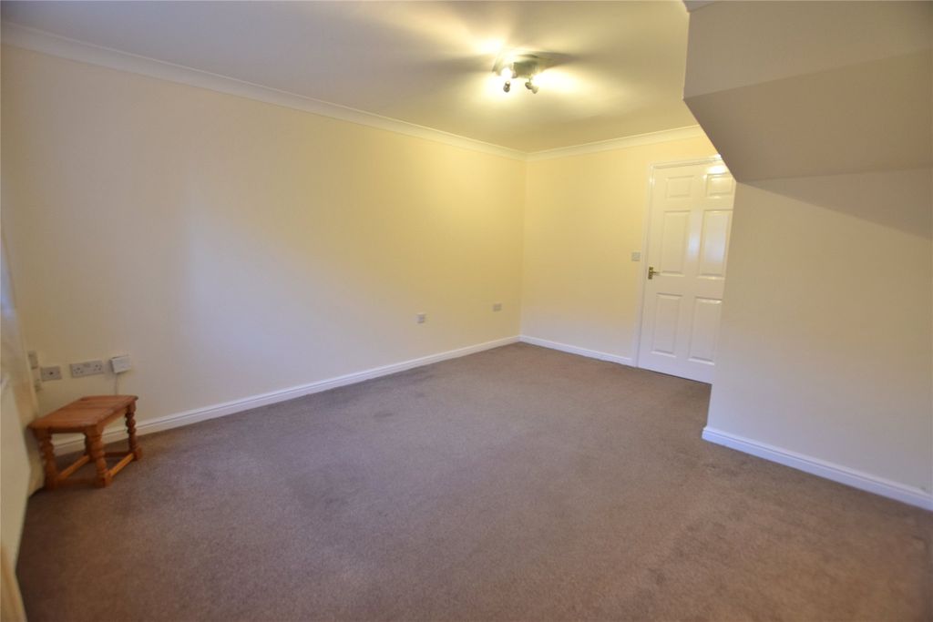 Property photo 3 of 13 Living Room