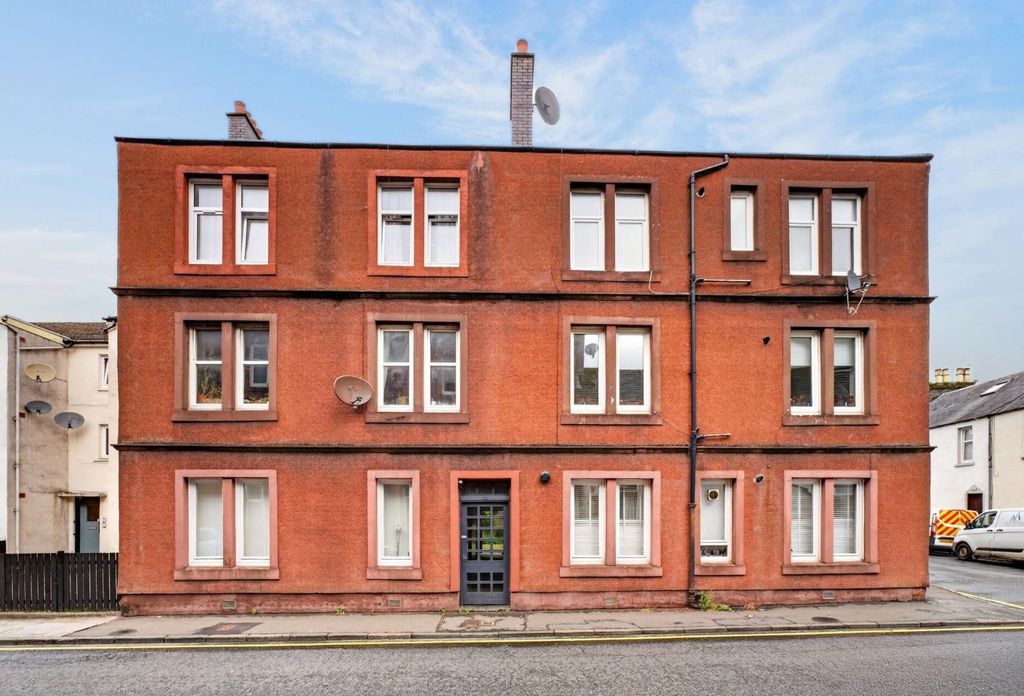 Property photo 2 of 16 43 Gateside St_ (2).Jpg
