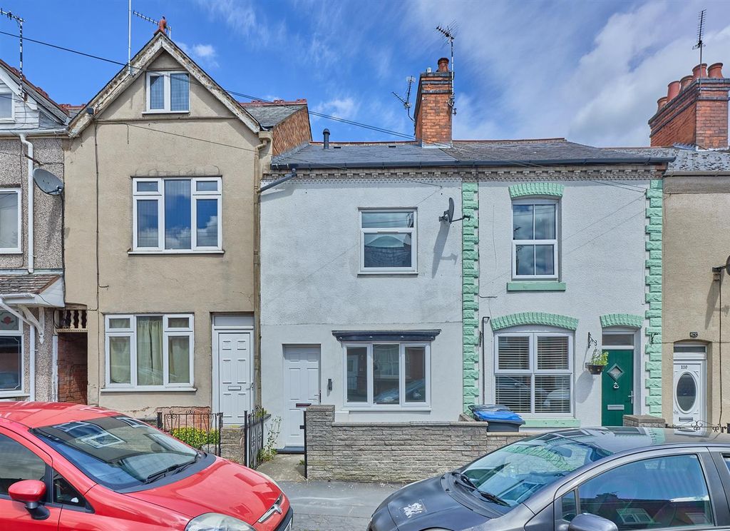 Property photo 1 of 9 Queens Rd Hinckley_6.Jpg
