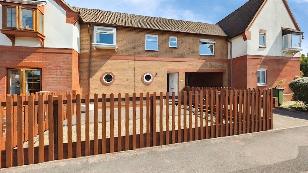 Property photo 1 of 15 Pbox-Img.Jpg