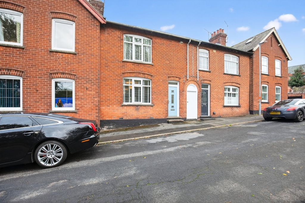 Property photo 1 of 32 Front