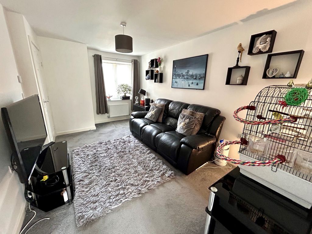 Property photo 2 of 13 Photo 4