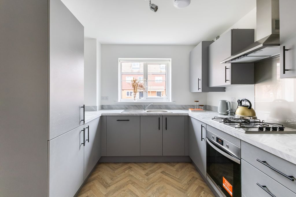 Property photo 3 of 11 Photo