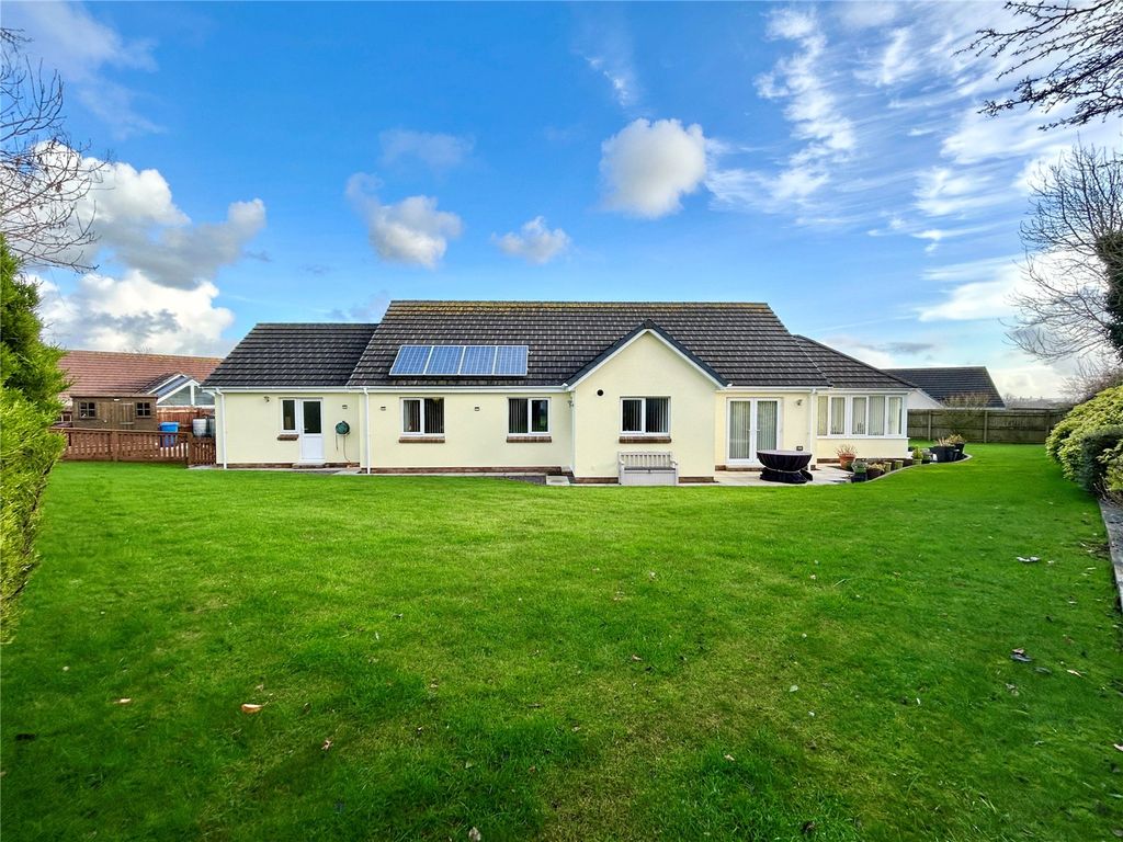 Property photo 2 of 22 Picture No. 41