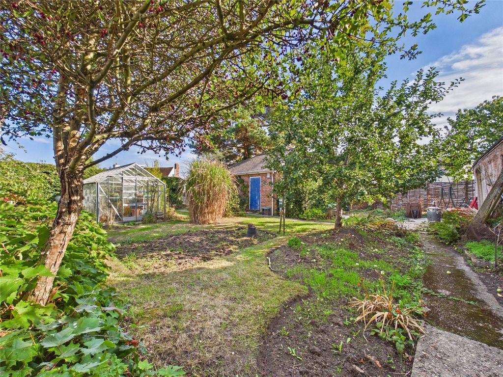 Property photo 3 of 33 Picture 3