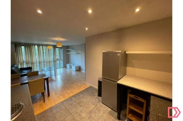 Property photo 3 of 9 Kitchen 2.Jpg