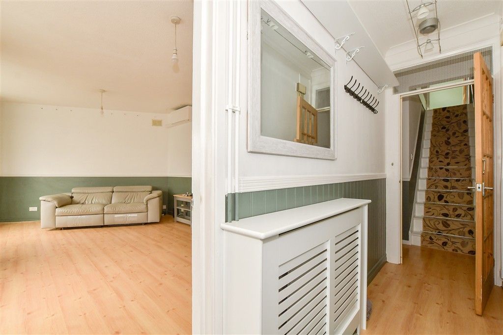 Property photo 1 of 18 Hallway