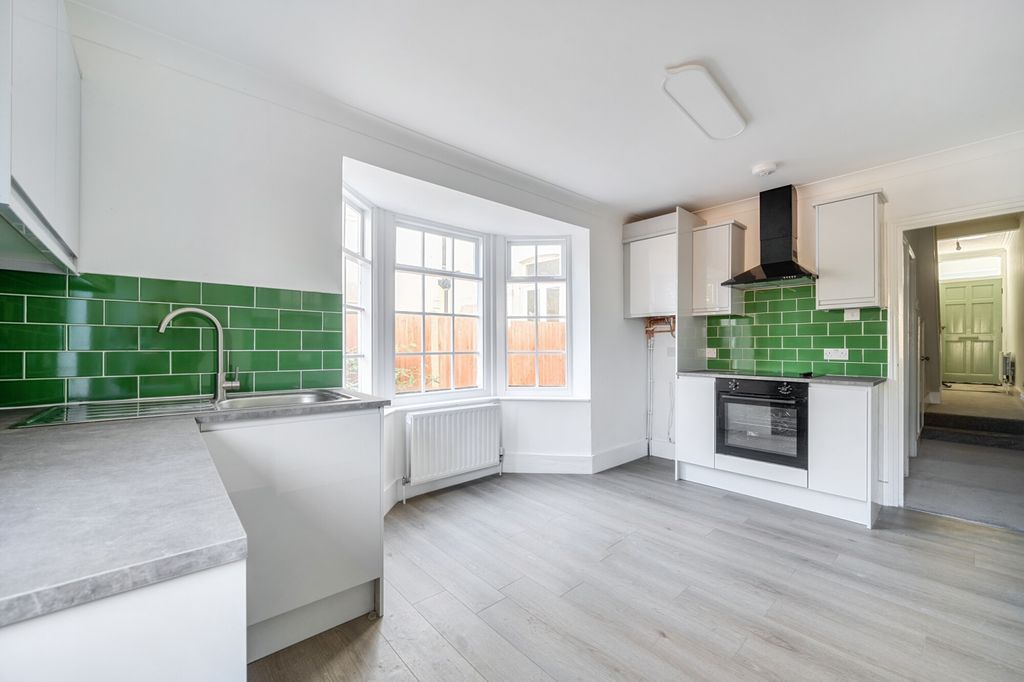 Property photo 2 of 17 1533340 (3)