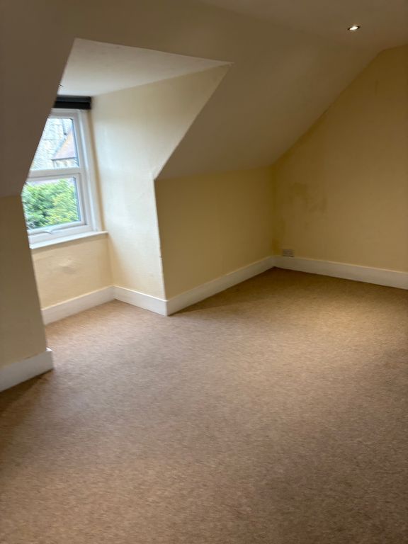 Property photo 3 of 4