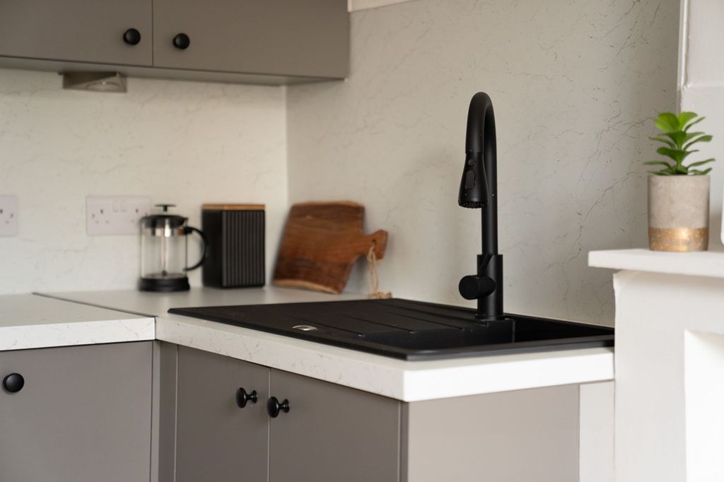 Property photo 2 of 18 Kitchen Sink