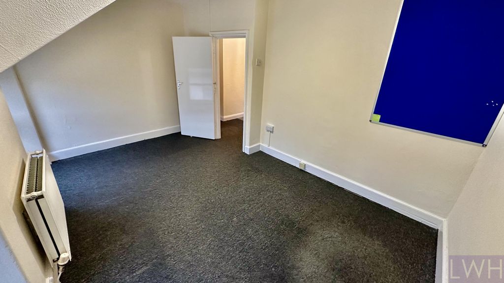 Property photo 3 of 7 Img_2916