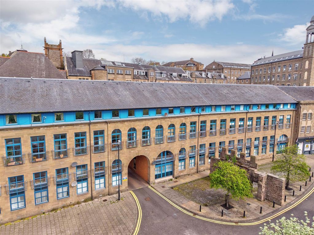 Property photo 1 of 12 25 Wishart Archway Dundee-12.Jpg