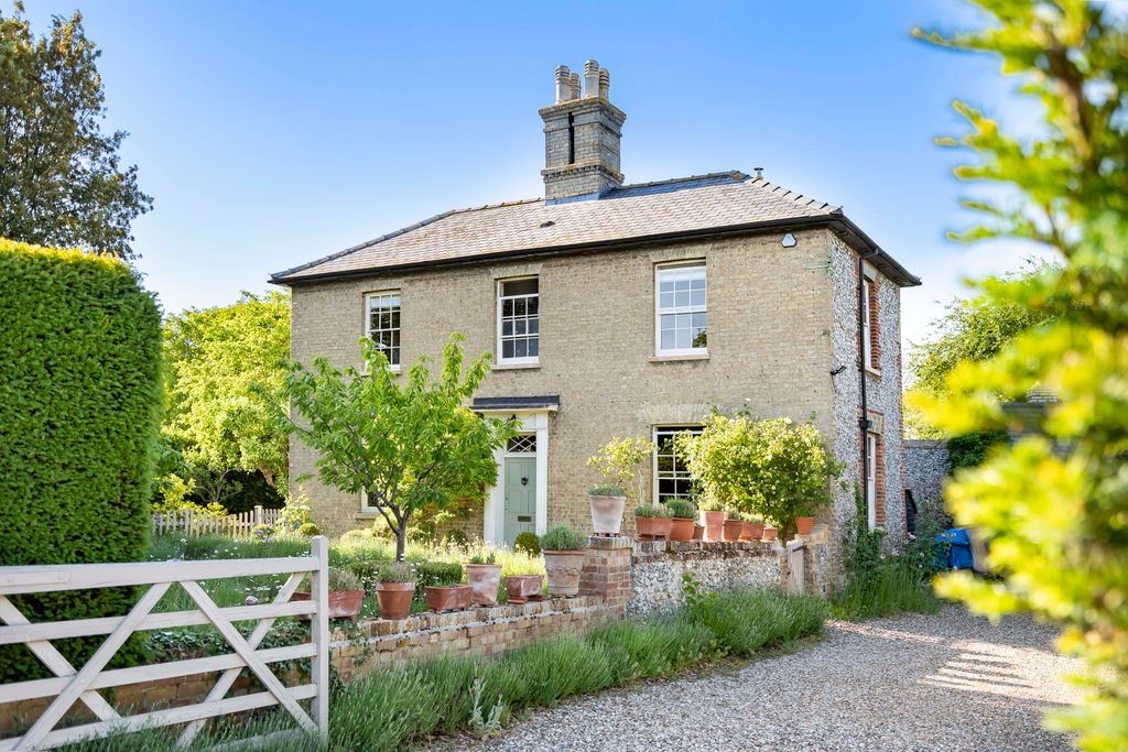Property photo 1 of 31 3282772