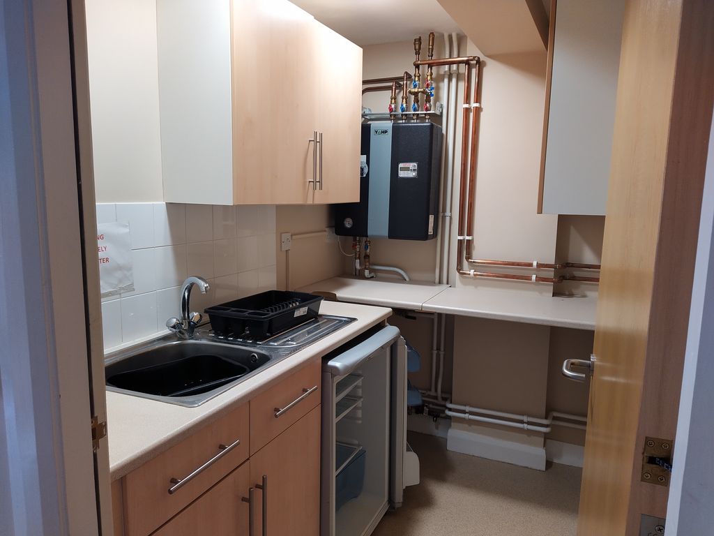 Property photo 3 of 4 Kitchen