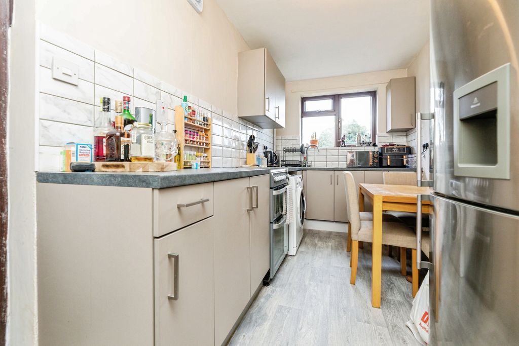 Property photo 3 of 18 2A8A6271-2-1023