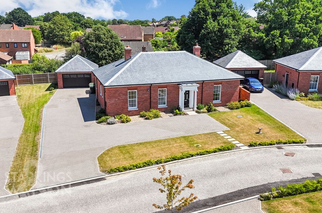 Property photo 1 of 30