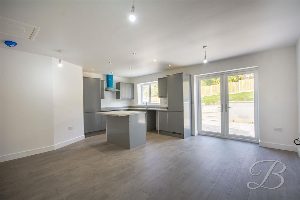 Property photo 2 of 13 Ccltd22.Jpg