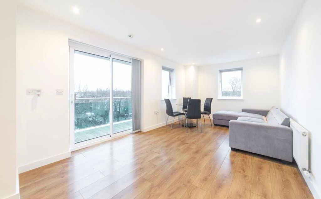 Property photo 2 of 8 Living Room