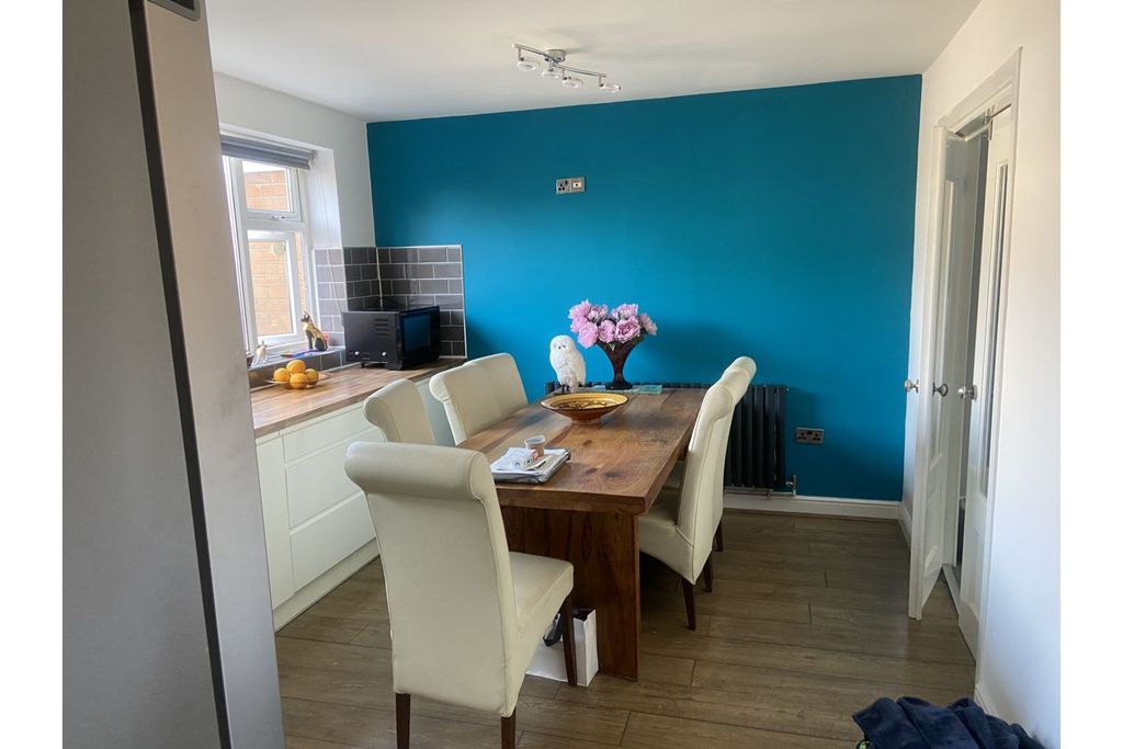 Property photo 1 of 36