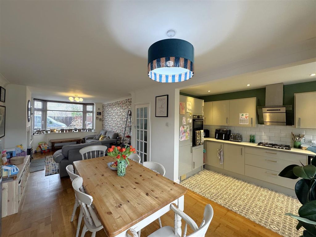 Property photo 2 of 17 2.Jpeg