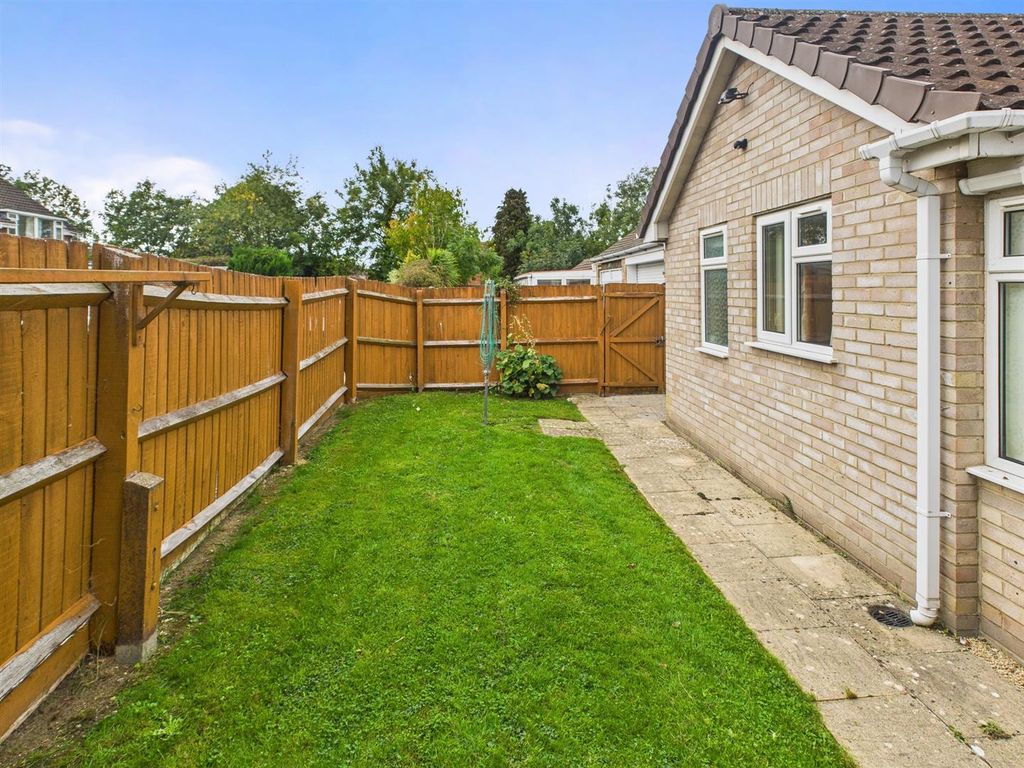 Property photo 3 of 25