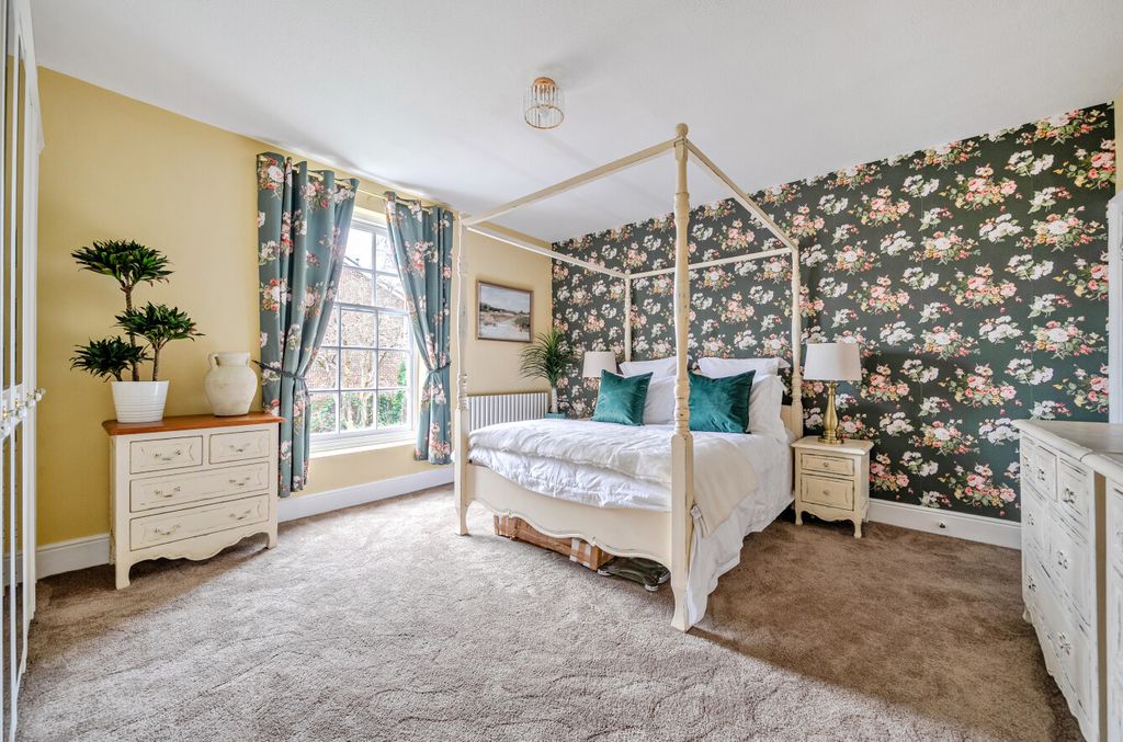 Additional image 6 of 4 bed flat for saleLower Quay, Fareham, Hampshire PO16