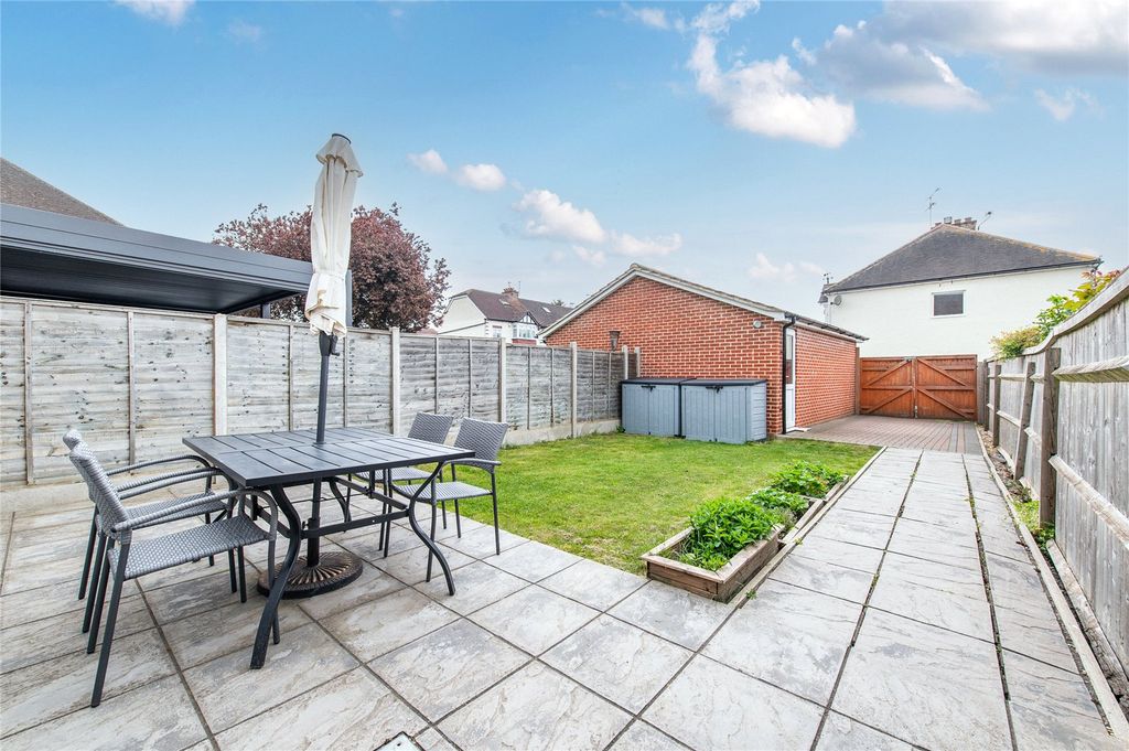 Property photo 1 of 19 Picture No. 11