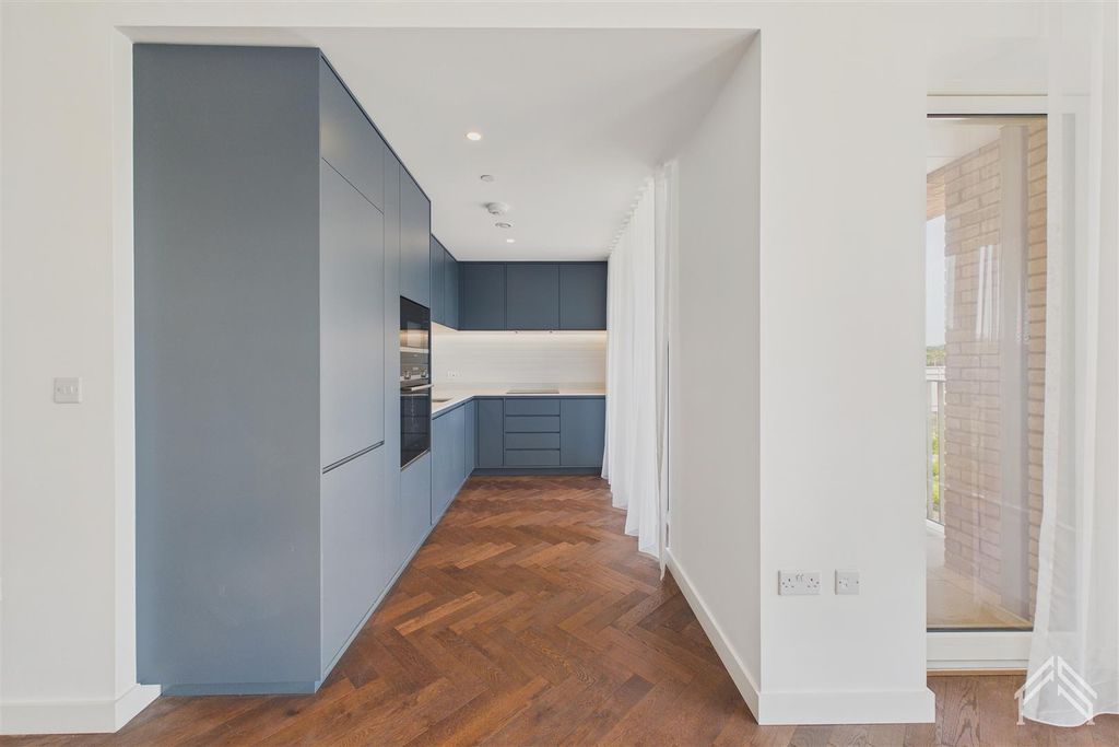 Property photo 3 of 22 3.Jpg