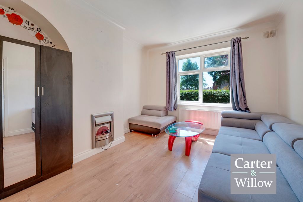 Property photo 3 of 11 Reception Room