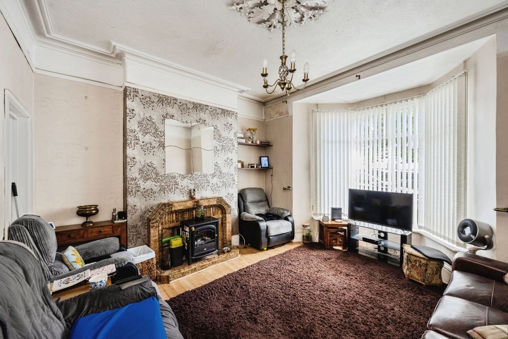 Property photo 2 of 10 Photo