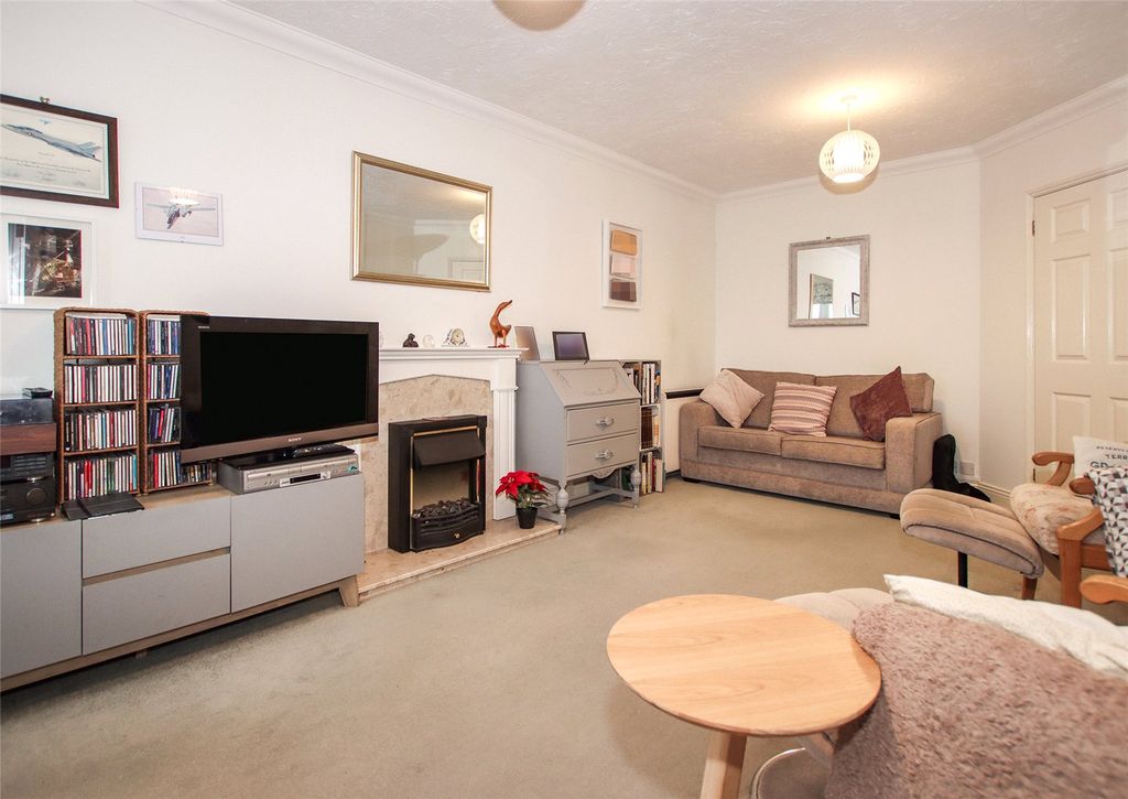 Property photo 2 of 7 Picture No. 06