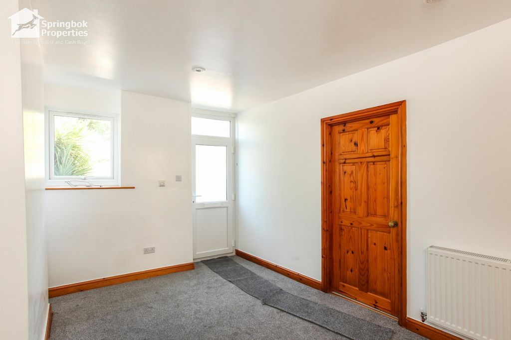 Property photo 2 of 13 Image 1