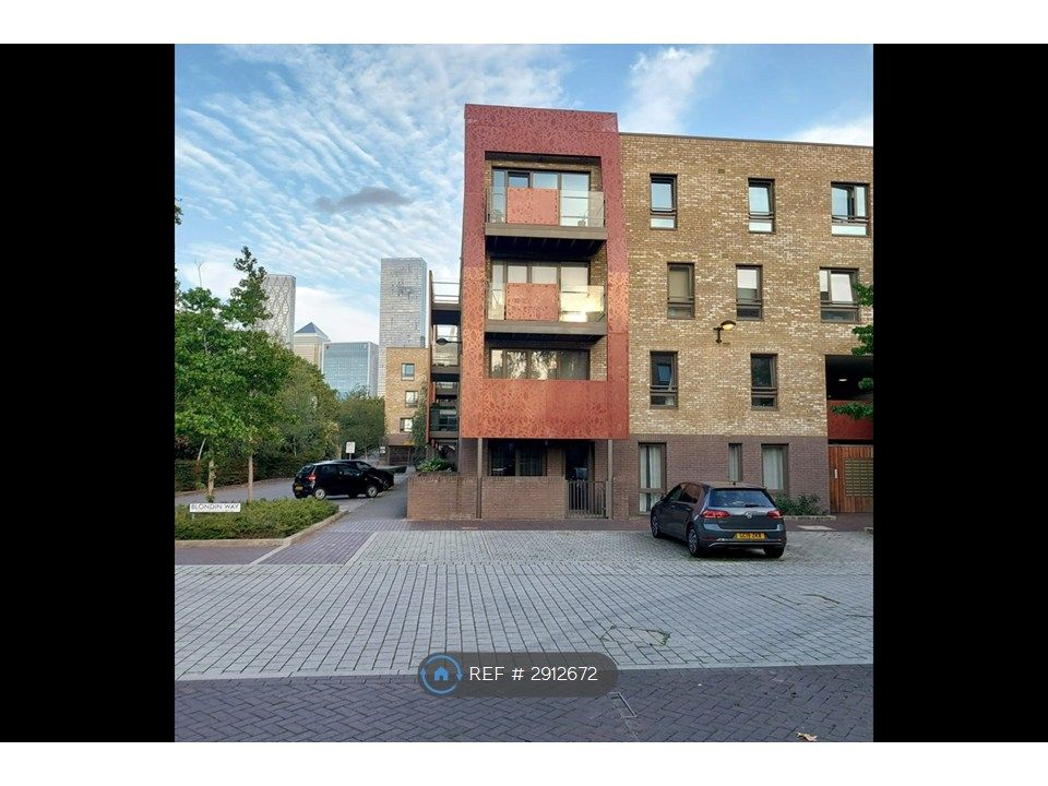 Property photo 2 of 11