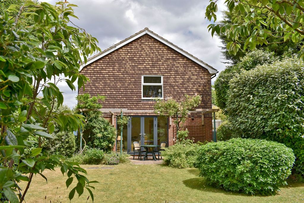 Property photo 3 of 19