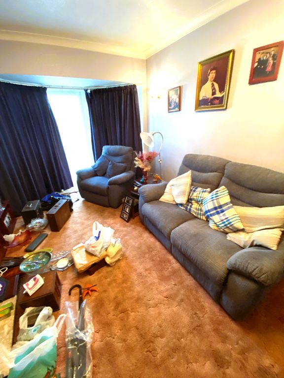 Property photo 3 of 7