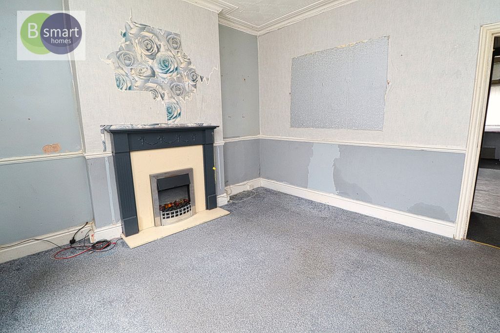 Property photo 3 of 12 Img_3597