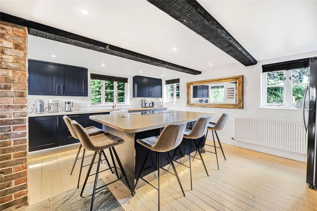 Property photo 2 of 19 Kitchen/Dining Room