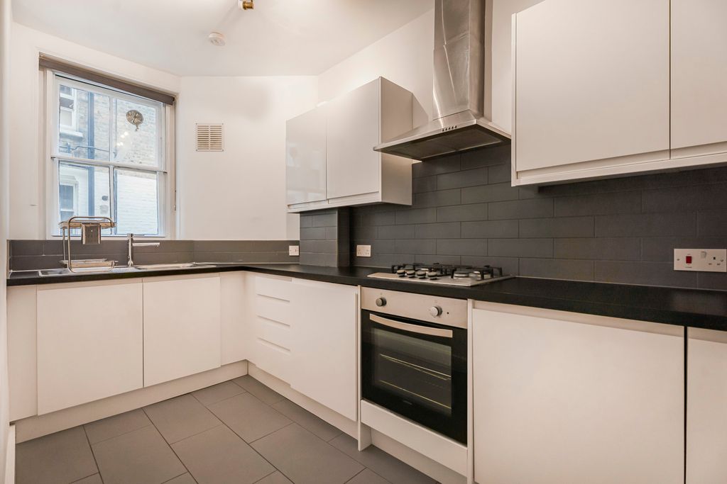 Property photo 2 of 17 Kitchen