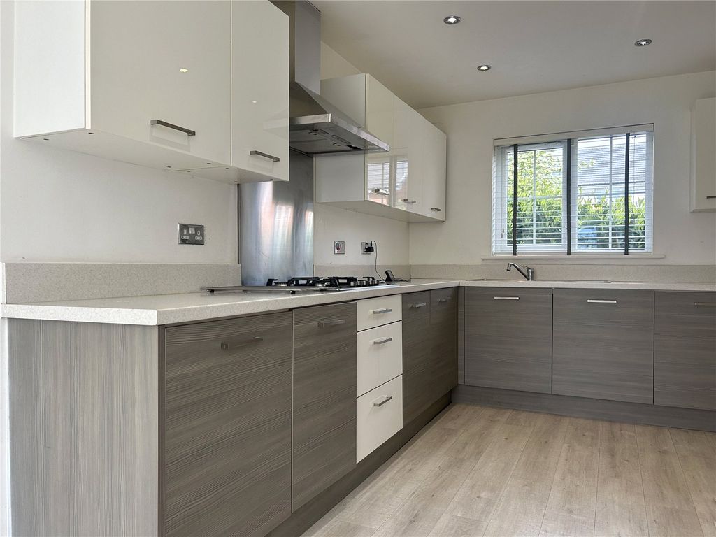 Property photo 3 of 15 Kitchen/Diner
