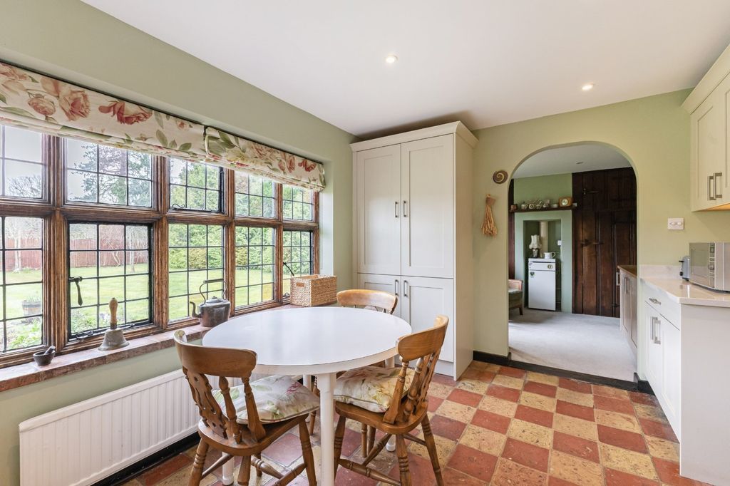 Additional image 5 of 4 bed detached house for saleOakhurst Avenue, Harpenden, Hertfordshire AL5