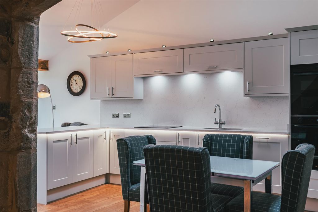Property photo 2 of 43 Dining Kitchen