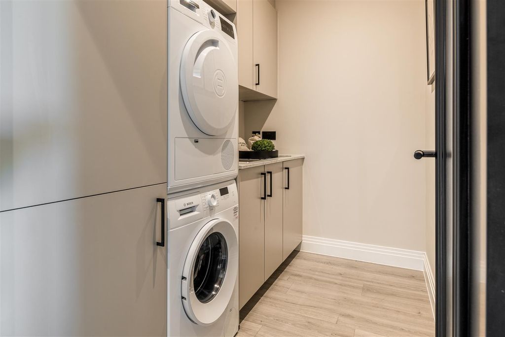 Additional image 16 of 5 bed property for salePlot 4, Chase View, Spring Court Road, Enfield EN2
