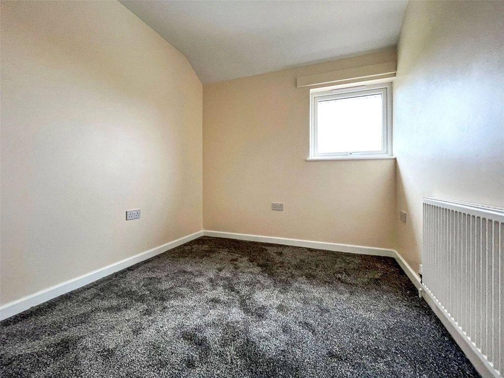 Property photo 3 of 9 Picture No. 15