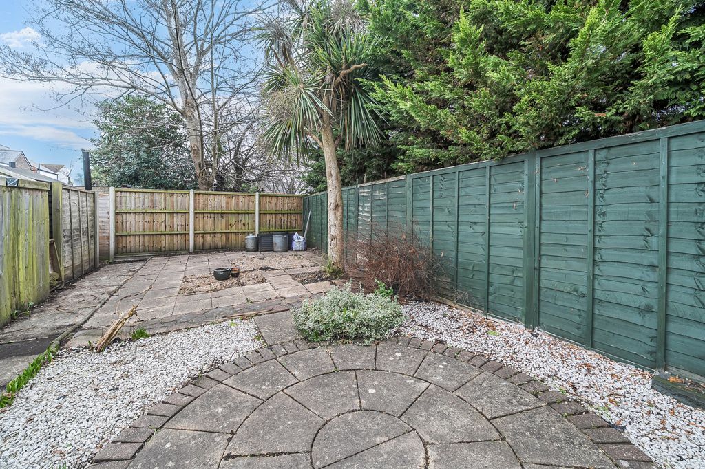 Property photo 3 of 13