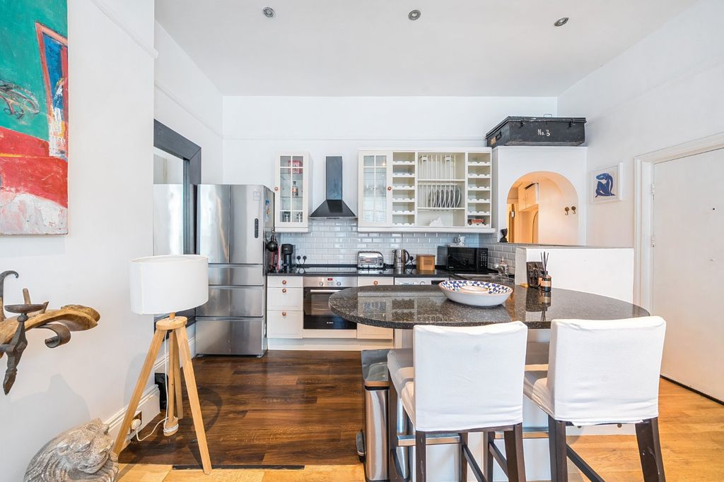 Property photo 3 of 12 Picture No. 08