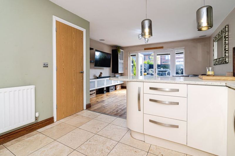 Property photo 2 of 13 Photo 9