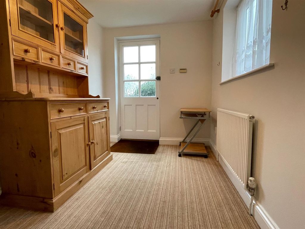 Property photo 3 of 13 3.Jpg
