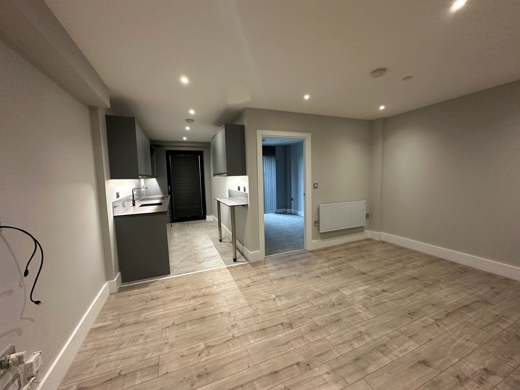 Property photo 2 of 9 Living