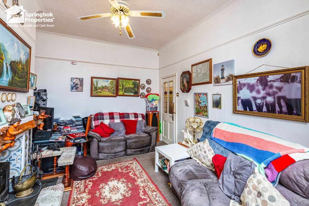 Property photo 3 of 18 Image 3