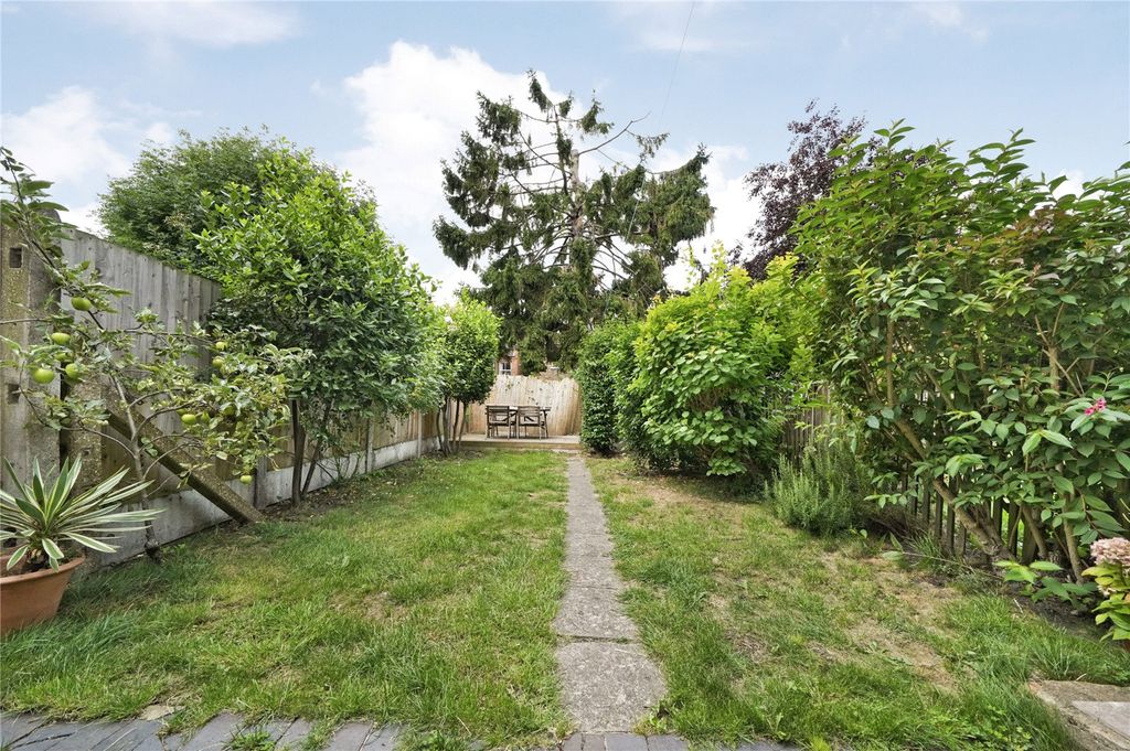Property photo 2 of 18 Picture No. 04